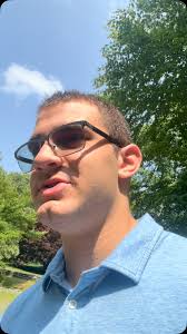 Happy Sunday everyone:, I will be live later tonight at 8pm est. , Weather  today:, High of 74, Wind: 7-8 mph, humidity: 77%, #interesting #update  #weatherman