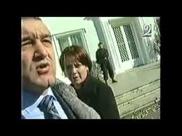 In november 2001, becali and his bodyguards insulted and physically abused malonga parfait, the host of the satirical football tv show fotbal la maxx. Gigi Becali Versus Malonga Parfait Inaintea Unui Dinamo Steaua Fotbal La Maxx Youtube