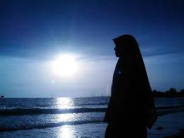Inspirasi gaun pengantin muslim dan muslimah menggunakan hijab syar'i dengan nuansa modern dan mewah 2021 yang simple dan mudah digunakan. Wanita Perhiasan Dunia Muslimah Cantik Berhijab Facebook