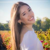 Amanda Rhine's Instagram, Twitter & Facebook