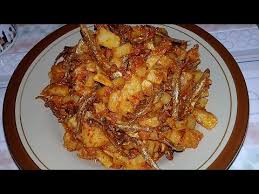 Masukkan ikan teri dan kentang, aduk rata dengan sambal hingga kering. Resep Sambel Goreng Kentang Teri Youtube