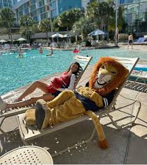 Cheerleaders, mascot represent Baldwin County at All-American events