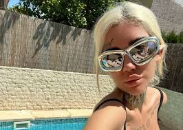 Dezvăluiri șocante Bia Khalifa - o vezi cum nu ai mai văzut-o!