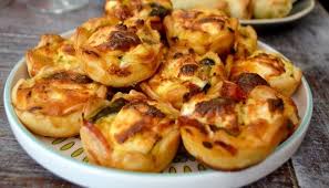 Une Recette De Min Gratin De Courgettes Et Au Fromage De Chevre C Est Le Type De Plat A Donner A Vos Enfan Gratin De Courgettes Alimentation Fromage De Chevre