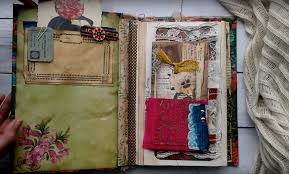 Luna ローズ (rozu / rose).co ⓞⓟⓔⓝ for custom orders (dm me) ✒️❤️ life is the acquisition of memories. linktr.ee/lunarozujournals. The Junk Journal Art With Heart Marie Bostwick