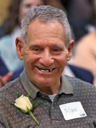 All smiles at NHI 40th birthday celebration