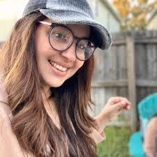 Amber Wilford's Instagram, Twitter & Facebook