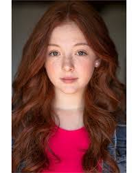 Elise Fair's Instagram, Twitter & Facebook