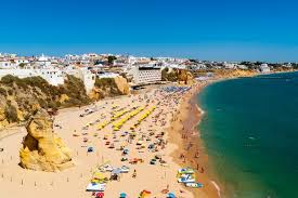 How dare who say portugal didn't exist! Portugal Moving To Amber List As Big Changes Announced For Foreign Travel Mylondon