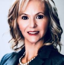 Danielle Branscomb's Instagram, Twitter & Facebook