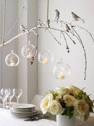 Stunning Chandelier Which Was Crafted On A Shoestring Spray Paint A Bare Branch White When Dry Make It A Pe Dekoration Kronleuchter Selbst Bauen Deko Ideen