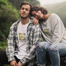 Nos cochichos da avó, na ruga do pai, no espelho do quarto, na antiga cadeira de balanço, na. David Carreira Revela Desejo Em Ser Pai Comeco A Achar Que Tenho Jeito Com Criancas A Ferver Vidas