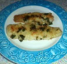Trascorso questo tempo, girate delicatamente i cuori di nasello con una spatola e lasciatelo cuocere per altri 6 minuti sempre a fuoco medio. Scaloppine Di Merluzzo Al Limone Cucinare Facile