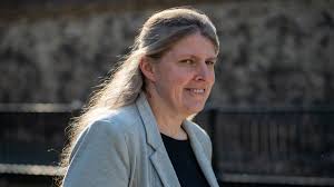 Leftie Labour MP says her 'stomach churned' when she saw English flags | UK  | News | Express.co.uk