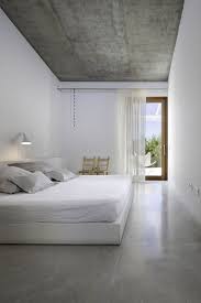 View Full Picture Gallery Of Can Manuel D En Corda Minimalist Bedroom Design Serene Bedroom Minimalist Bedroom