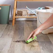 Most floor cleaning machines are either going to be an automatic sweeper, a floor scrubber or a buffer. How To Clean Laminate Wood Floors