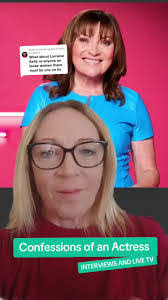 Fallon Hollis's Instagram, Twitter & Facebook