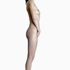 Los pechos pequeños, prohibidos en la pornografía australiana