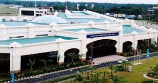 Di bawah pelan peningkatan penggunaan ruang perniagaan malaysia airports berhad, penggunaan ruang perniagaan di bangunan satelit a akan dimaksimumkan untuk meningkatkan keuntungan yang diperoleh daripada sewa tapak perniagaan dan peratusan hasil jualan daripada 35% kepada 50% menjelang tahun 2010. Sewa Kereta Di Kelantan Airport Kb Kereta Sewa Kota Bharu