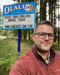 Today is School Principal's Day and I wanted to share a few pics of my son  Ted who is a principal. I am so proud of him!