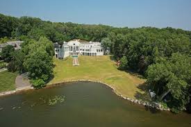 We did not find results for: Lake Minnetonka S Jimmy Jam House Top Ten Real Estate Deals