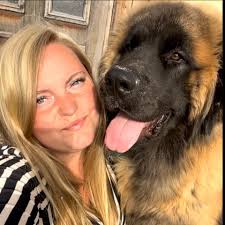 The wrong riding top, uncomfortable socks (despite having been happily in  them all day), the wrong riding boots (she wanted her short boots but  failed to either inform me and/or put them