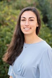 Nicole Lott's Instagram, Twitter & Facebook