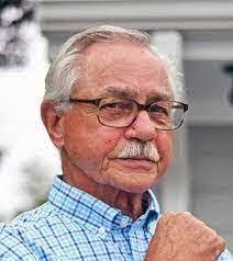 Bonnie Lecocq's Instagram, Twitter & Facebook