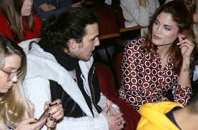 Ειδήσεις, video, ειδησεις τωρα και νέα για μαιρη συνατσακη μαίρη συνατσάκη: Titloi Teloys Sth Sxesh Ths Mairh Synatsakh Kai O Aimilianos Stamatakhs