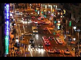 اسبانيا (أضافة إلى canary islands) لديها 2 منطقه زمنيه. Ø¬ÙˆÙ„Ø© ÙÙŠ Ø´ÙˆØ§Ø±Ø¹ Ù…Ø¯Ø±ÙŠØ¯ Ø¹Ø§ØµÙ…Ø© Ø¥Ø³Ø¨Ø§Ù†ÙŠØ§ Youtube
