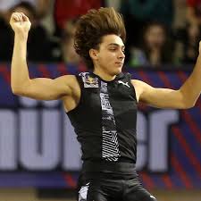 Yhdysvaltain sam kendricks tuli toiseksi. Mondo Duplantis Breaks Own Pole Vault World Record With 6 18m Clearance Athletics The Guardian