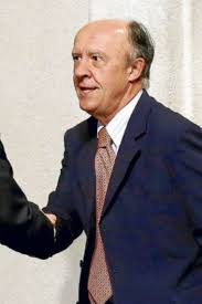 Andres larroulet is on facebook. La Huella De Larroulet La Tercera