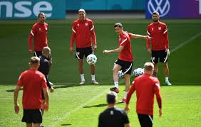 Poland will be looking to start their campaign with the win on monday and it will be. Jnouwcmm Fik3m