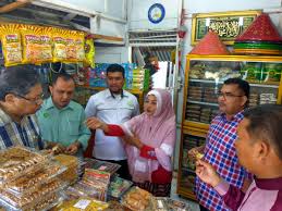 Untuk pengetahuan anda, bantuan awal ipt 2021 lembaga zakat kedah dalam dan luar negara oleh lembaga zakat negeri kedah bagi kemasukan pengajian tahun 2021 akan dibuka bermula 15 februari 2021 sehingga 31 disember 2021. Lembaga Zakat Kedah Malaysia Kagumi Mustahik Binaan Baitul Mal Aceh
