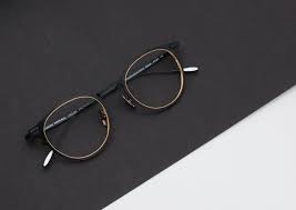 浦和にあるメガネのセレクトショップ ポンメガネ浦和blog グラス アイウェア 眼鏡