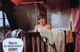 When it burns down, he accepts moving with his orphaned cousin jan. Hurra Die Schule Brennt 1969 Film Cinema De