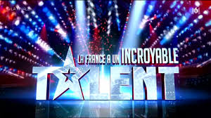 Sa voix est juste incroyable ce sosie vocal de johnny hallyday fait le buzz en ce moment ! Epingle Sur Series Tv