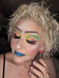 This little beauty even has eyeliner 🐴🖤🤍