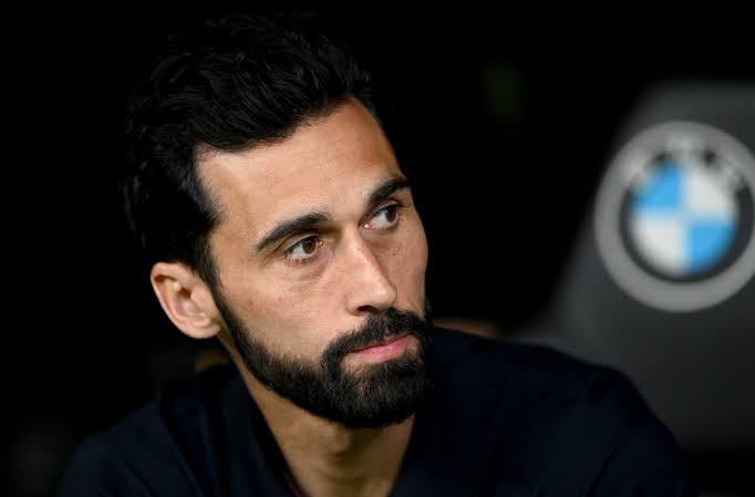 ARBELOA TARİHE GEÇTİ AMA FULHAM KRİZİN ORTASINDA