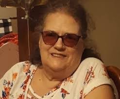 Bonnie Grubb's Instagram, Twitter & Facebook