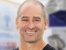 Edgar Luna's Instagram, Twitter & Facebook