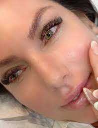 I wanted to thank all of my loyal clients that have been with me for  8+years… some since I started my lash journey🩷I appreciate all the gifts  for my little Emma that