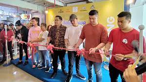 Kaesang pangarep (lahir di surakarta, jawa tengah, 25 desember 1994; Esports Id Reza Arap Kaesang Gibran Dan Chef Arnold Resmikan Kolaborasa