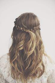 7 Monday Morning Hairstyles That You Can Do In Under 5 Minutes Hair Styles Pretty Hairstyles Second Day Hairstyles