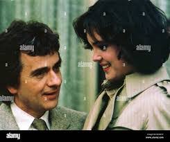 Mary Bechler's Instagram, Twitter & Facebook