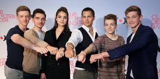 Club der roten bänder ist eine fiktionale eigenproduktion von vox. Club Der Roten Bander Finale Staffel Startet So Tickt Der Letzte Club Express De