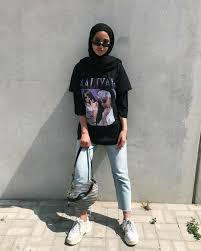 Pin Oleh Wendy Wagome Di Hijab Gaya Model Pakaian Pakaian Konser Pakaian Swag