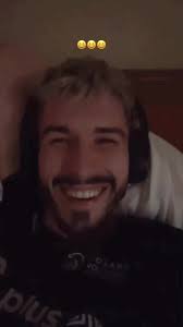 tomek i jego simpowanie do kendall jenner😆 #tomekfornal #tomaszfornal  #fornal #tomfornal #volleyball #polskasiatkówka #siatkówka #vnl2022 #xyzbca  #fyp #foryoupage #parati #funnyvideos