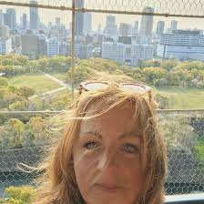 Hello, I was planning a trip for April 2025 but now I'm wondering if it  would be less crowded and slightly more enjoyable with younger kids (6&11)  to go around 30th December