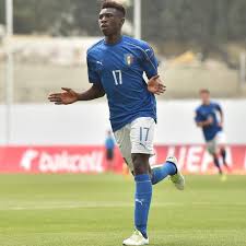 The everton striker spent last season on loan with psg and highlighted his quality with 13 goals in 26 league games. Uefa Com S Weekly Wonderkid Moise Kean Uefa Youth League Uefa Com